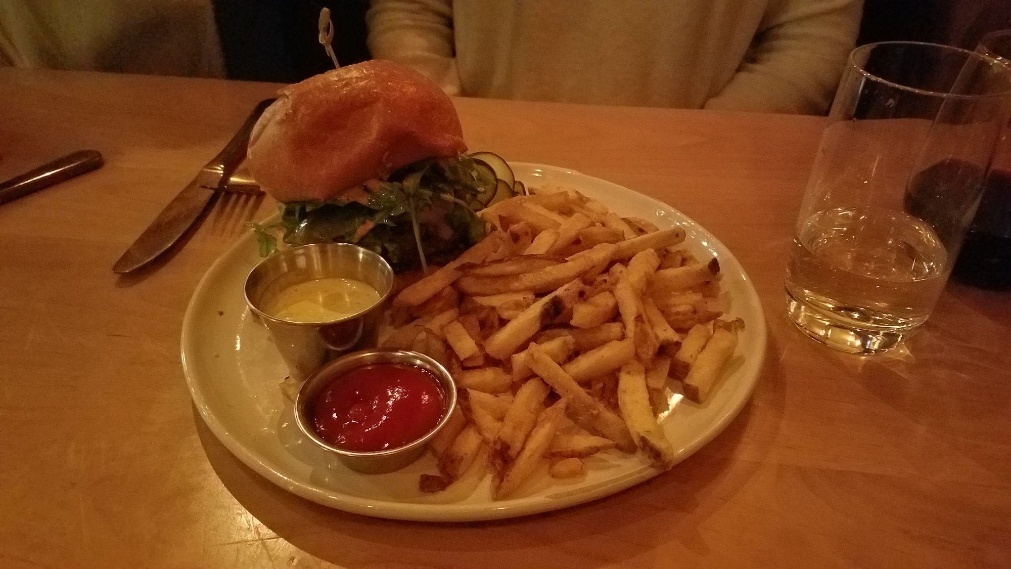 Boxwood Kitchen burger